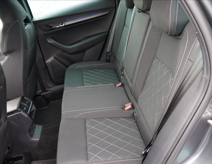 Škoda Karoq SUV 1,5 l 110 kw