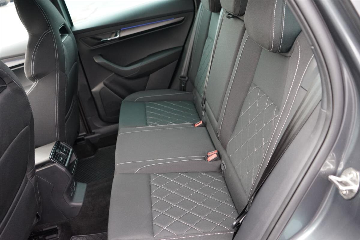 Škoda Karoq SUV 1,5 l 110 kw