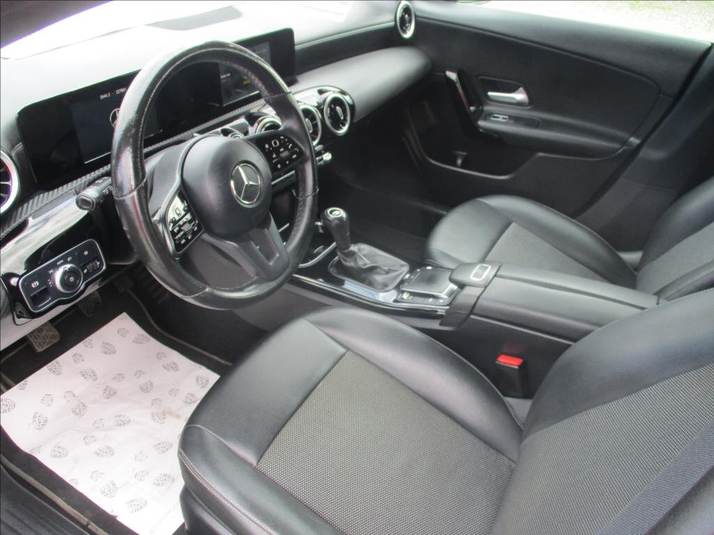 Mercedes-Benz CLA Kombi 1,5 l 85 kw