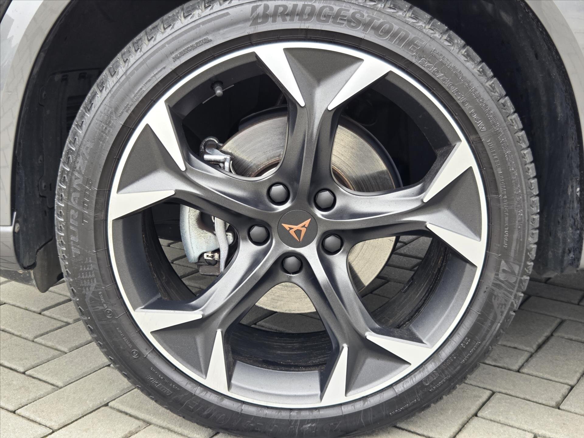 Cupra Formentor SUV / Terénní 1,5 l 110 kw