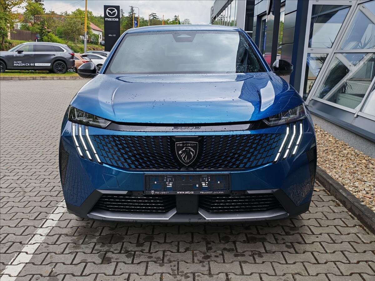 Peugeot 3008 SUV / Terénní 1,2 l 107 kw