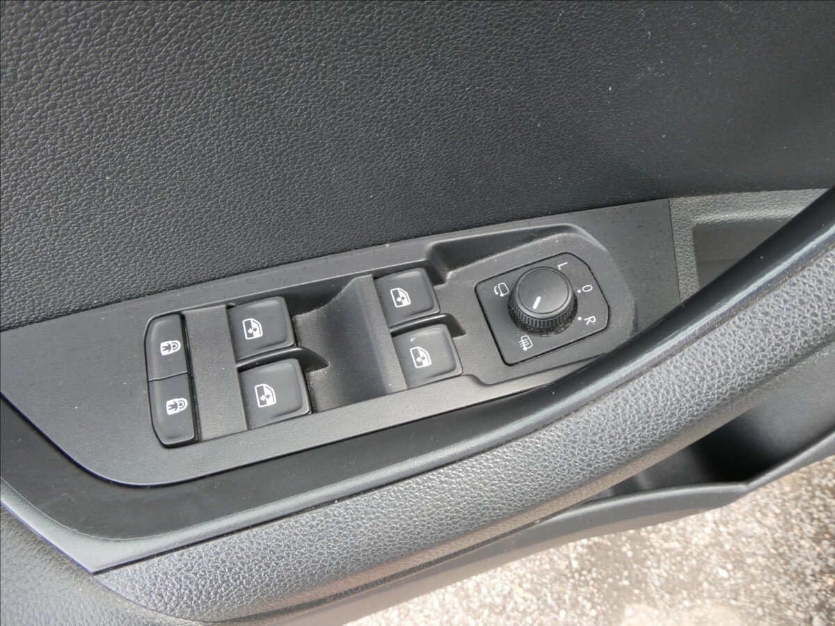 Škoda Karoq SUV / Terénní 2,0 l 110 kw