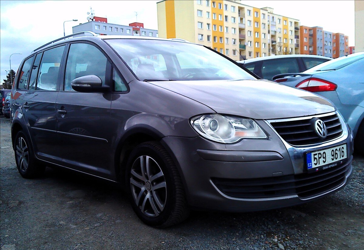 Volkswagen Touran Kombi 2,0 l 103 kw