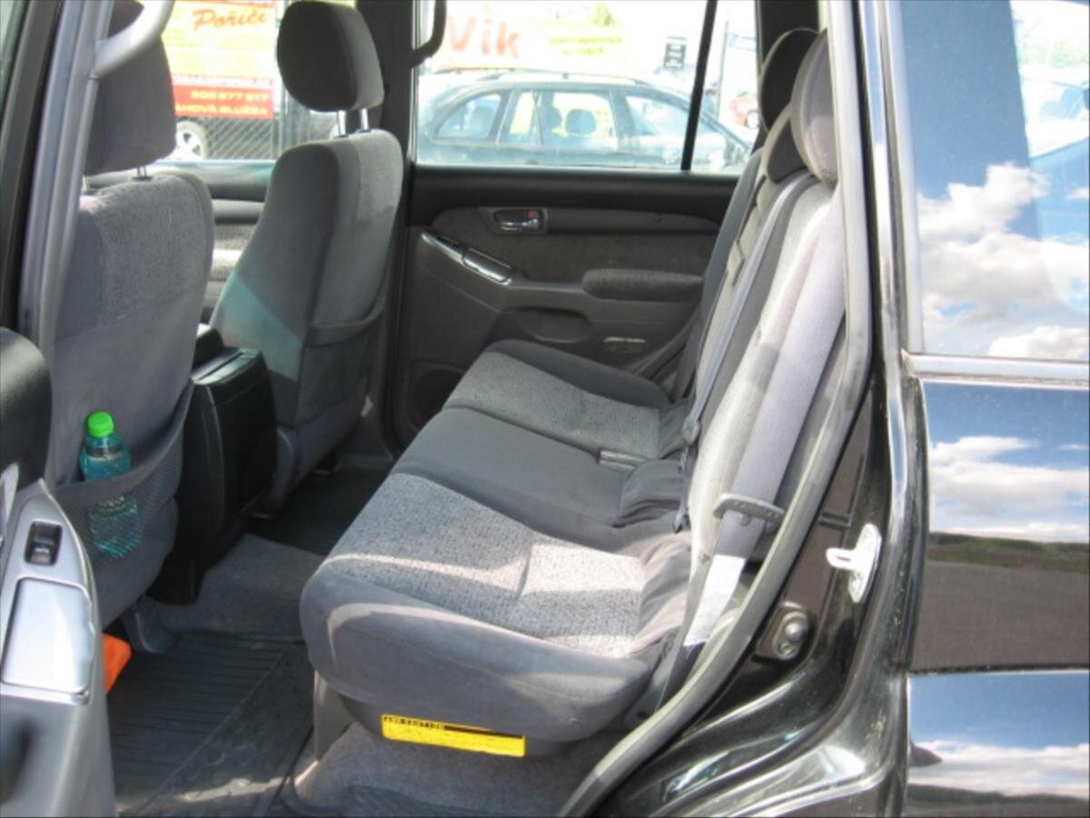 Toyota Land Cruiser SUV / Terénní 3,0 l 122 kw
