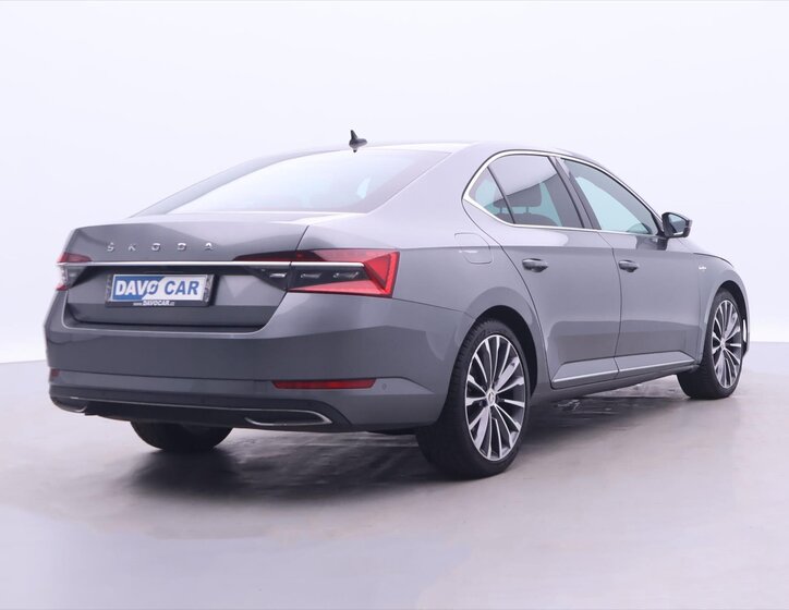 Škoda Superb Sedan / Limuzína 2,0 l 147 kw