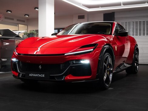 Ferrari Ostatní Hatchback 6,5 l 529 kw