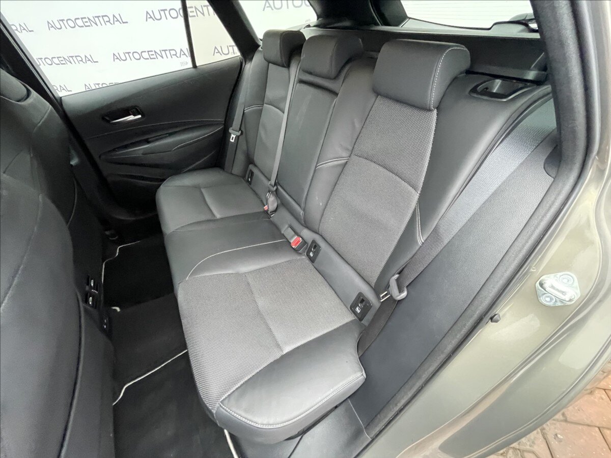 Toyota Corolla Kombi 2,0 l 112 kw