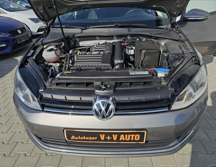 Volkswagen Golf Kombi 1,4 l 92 kw