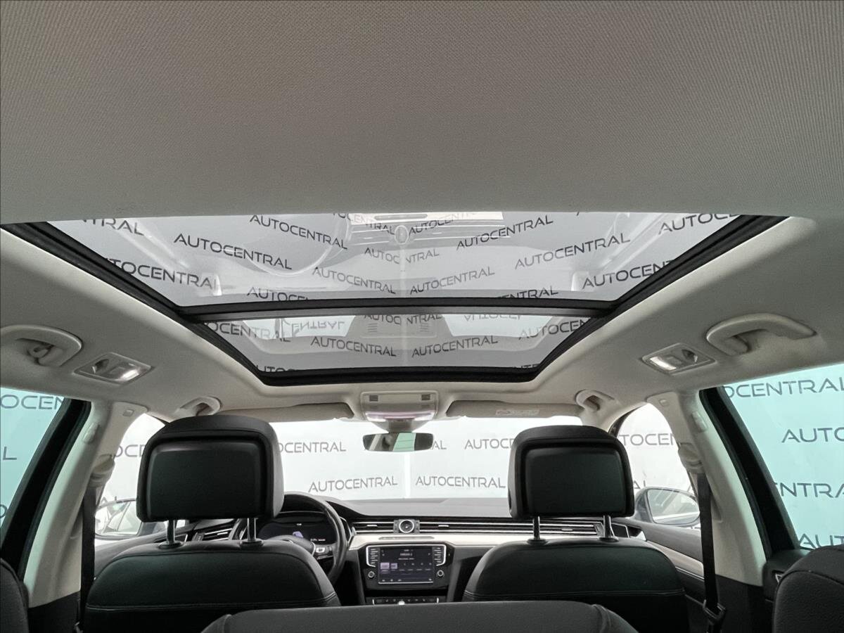 Volkswagen Passat Kombi 2,0 l 176 kw