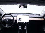 Tesla Model 3 Sedan / Limuzína 0,0 239 kw