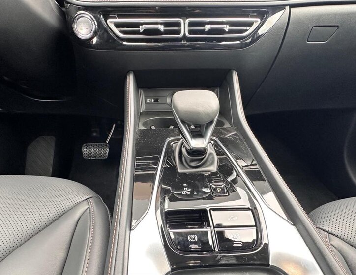 MG HS SUV 1,5 l 125 kw