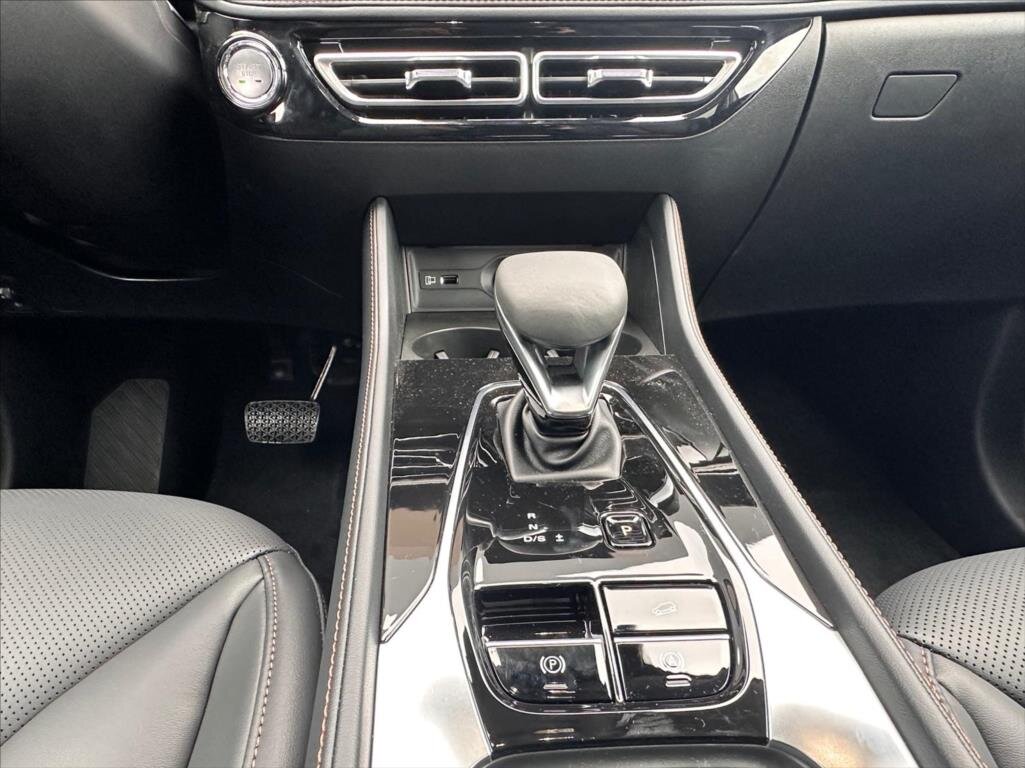 MG HS SUV 1,5 l 125 kw