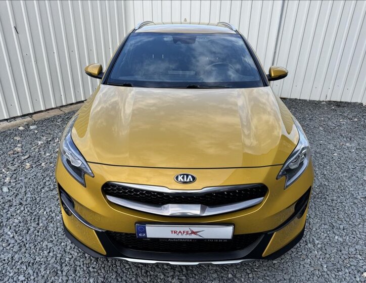 KIA XCeed 6