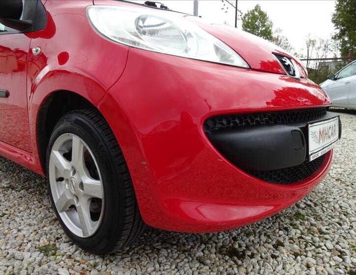 Peugeot 107 10