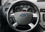 Ford Kuga SUV / Terénní 2,0 l 100 kw