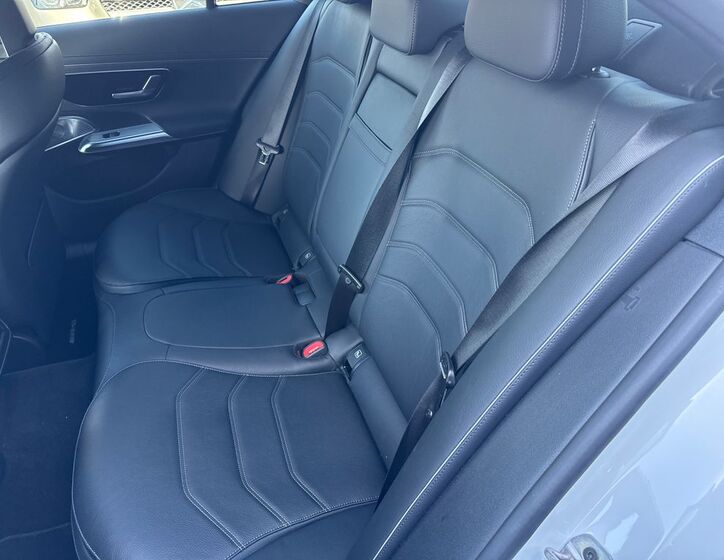 Mercedes-Benz Třídy E 14