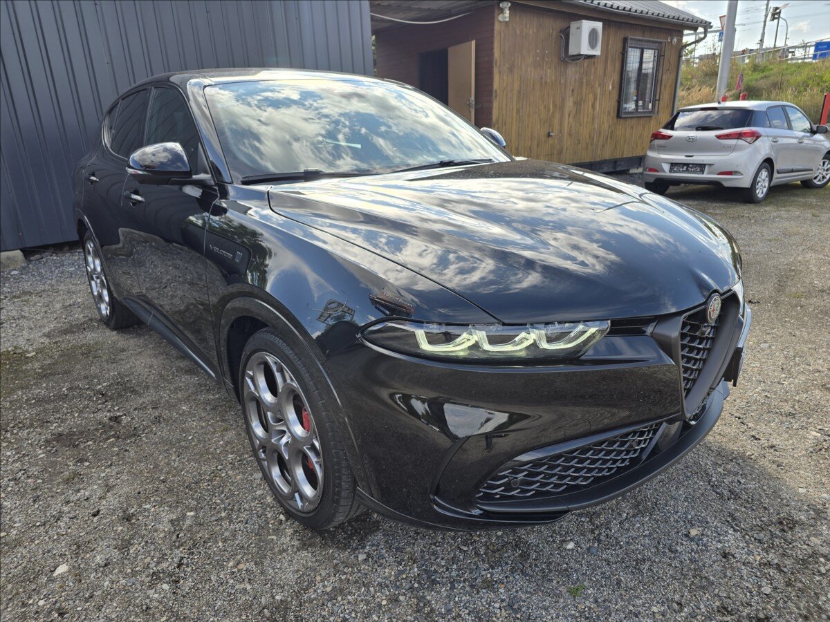 Alfa Romeo Tonale SUV / Terénní 1,5 l 117 kw