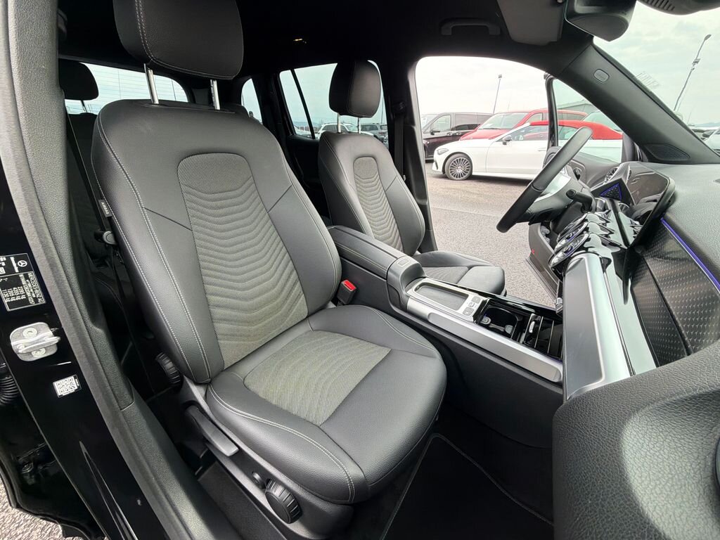 Mercedes-Benz GLB SUV / Terénní 2,0 l 110 kw