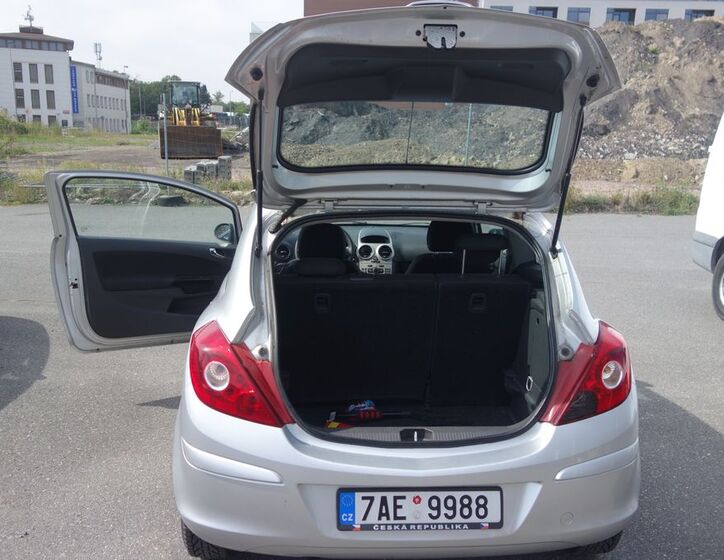 Opel Corsa 16