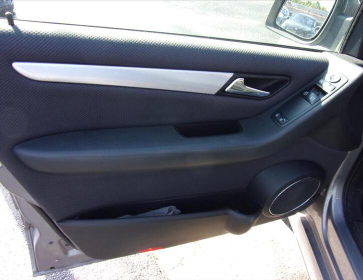 Mercedes-Benz Třídy B 12