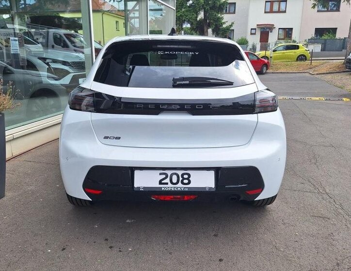 Peugeot 208 Hatchback 1,2 l 74 kw