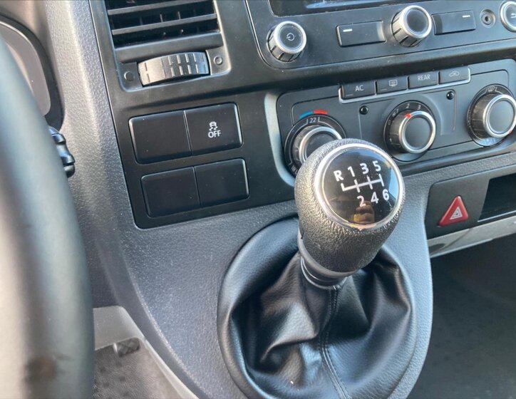 Volkswagen Caravelle Ostatní 2,0 l 103 kw