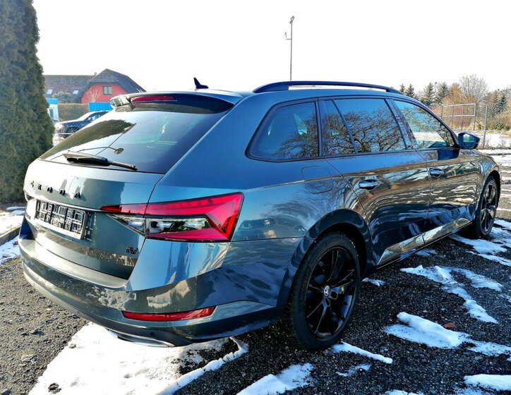 Škoda Superb Kombi 1,4 l 160 kw