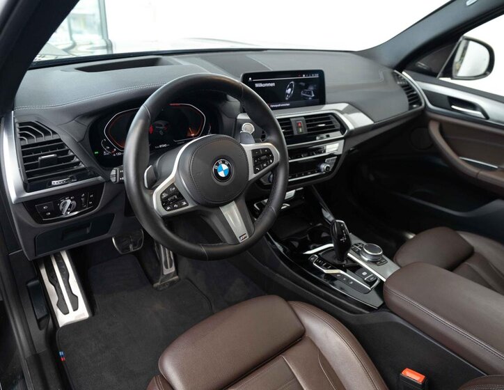 BMW X3 SUV 3,0 l 240 kw