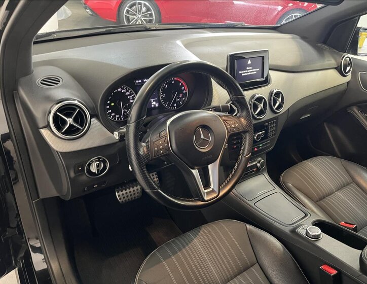 Mercedes-Benz Třídy B 6