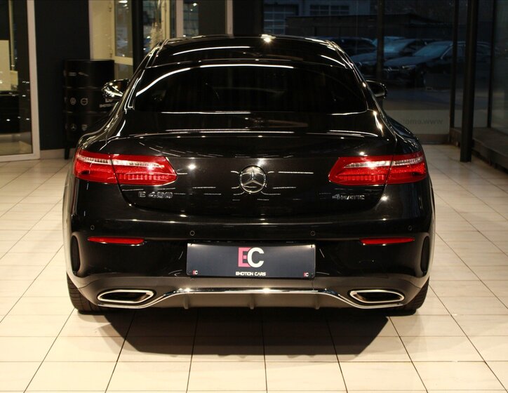 Mercedes-Benz Třídy E 5