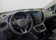 Mercedes-Benz Vito 9
