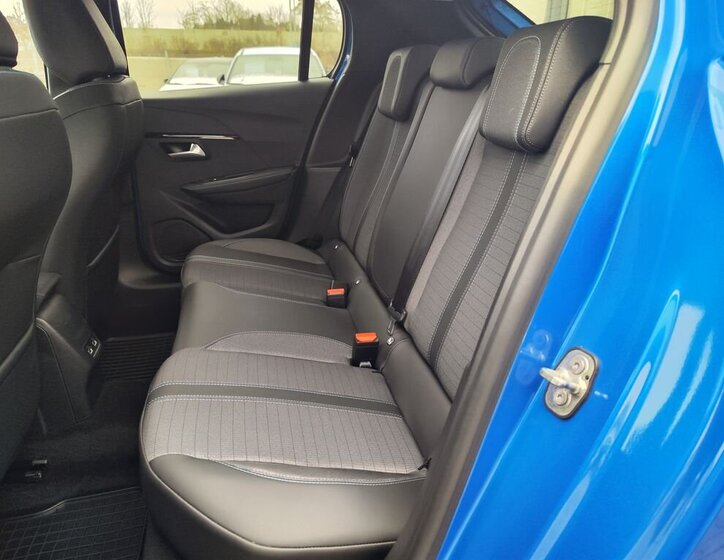 Peugeot 208 Hatchback 1,2 l 74 kw