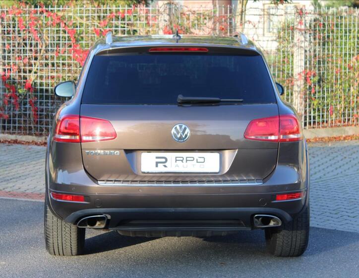Volkswagen Touareg 5
