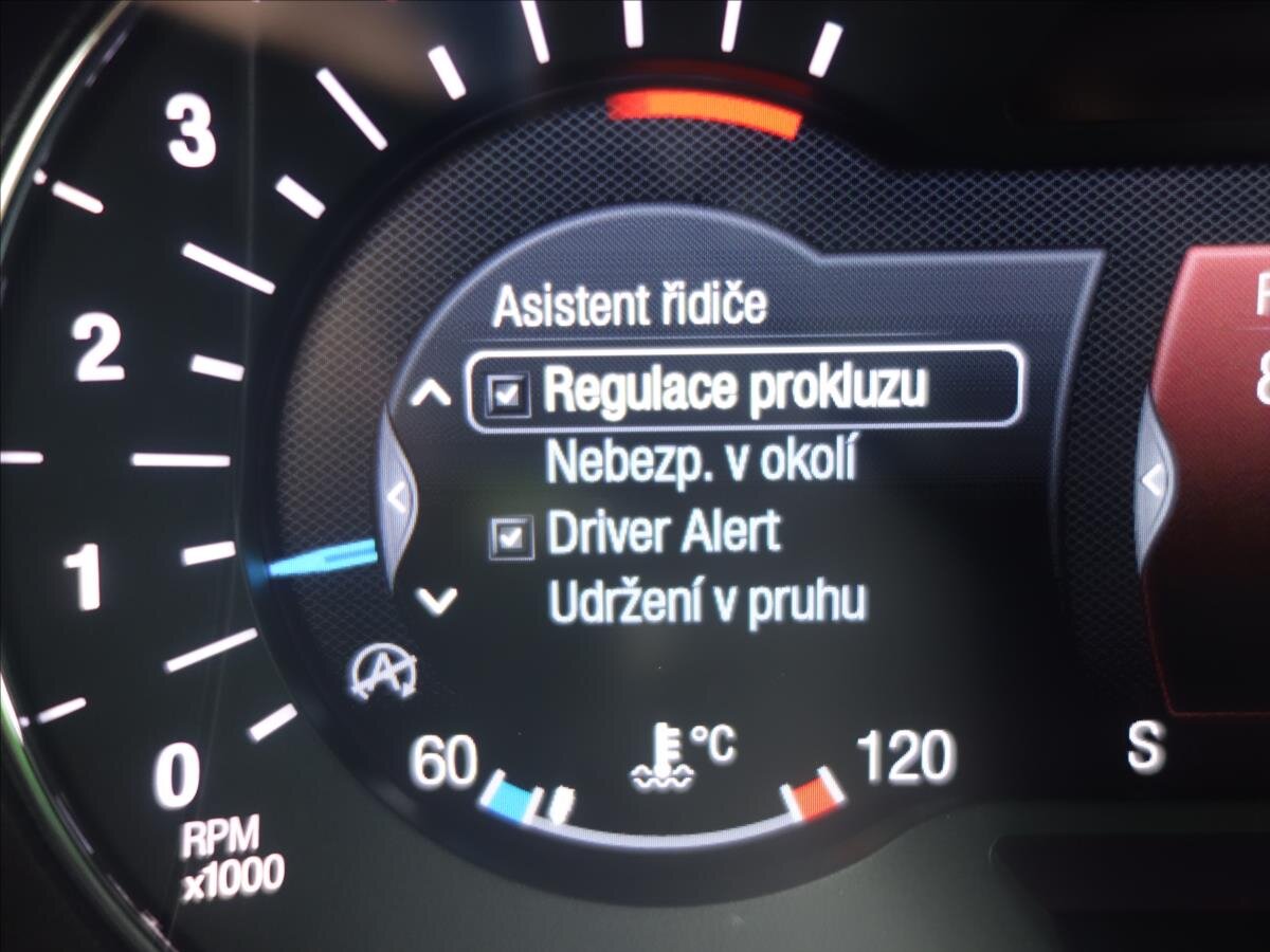 Ford Mondeo Kombi 2,0 l 110 kw