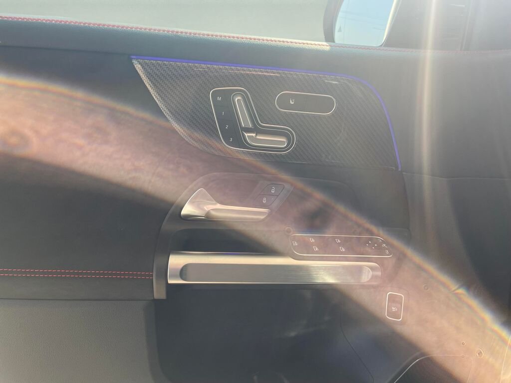 Mercedes-Benz GLB SUV / Terénní 2,0 l 110 kw