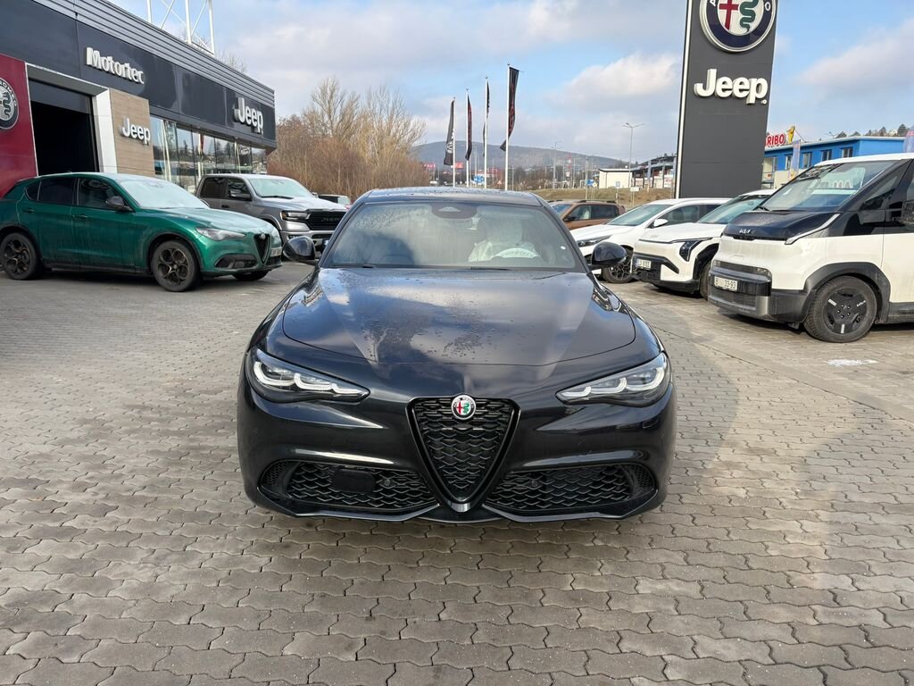 Alfa Romeo Giulia Sedan 2,0 l 206 kw