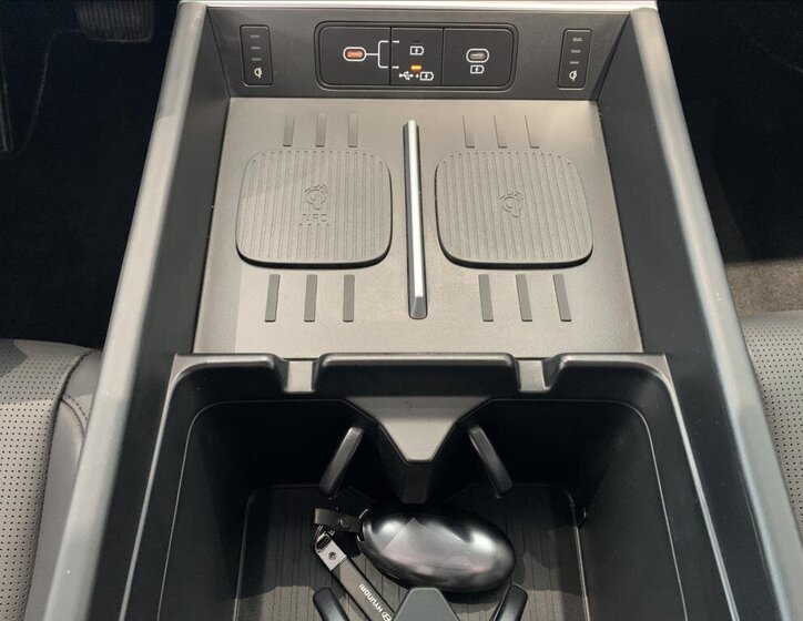 Hyundai Santa Fe SUV / Terénní 1,6 l 117 kw