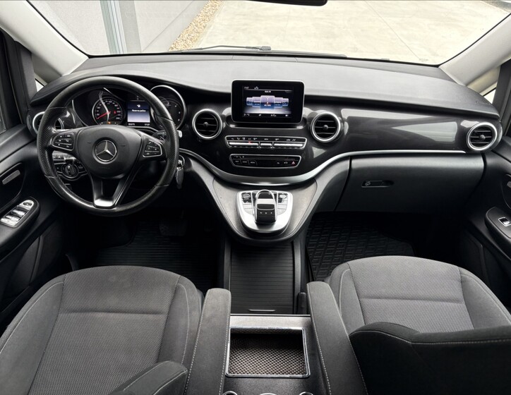 Mercedes-Benz Třídy V 11