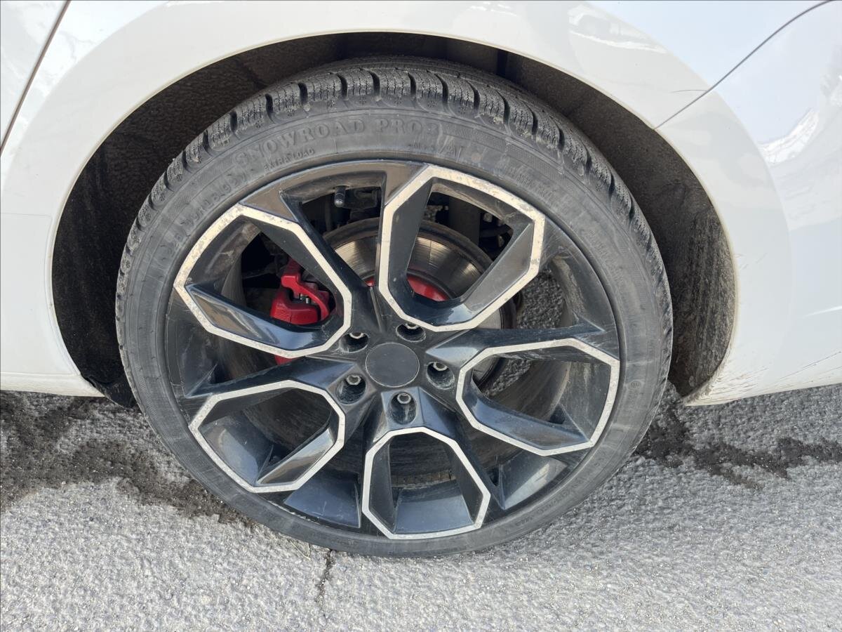 Škoda Octavia Sedan 2,0 l 135 kw