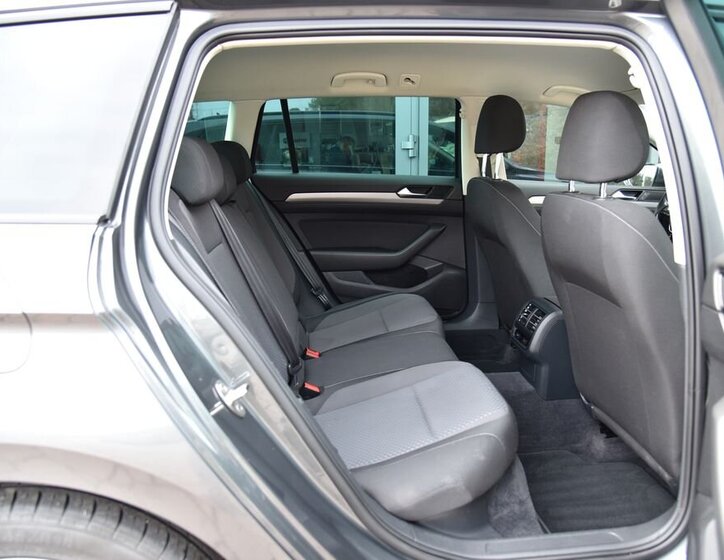 Volkswagen Passat Kombi 2,0 l 110 kw