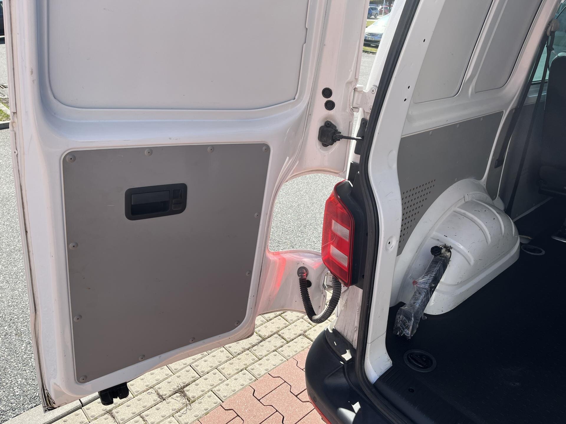 Volkswagen Transporter Kombi 2,0 l 110 kw