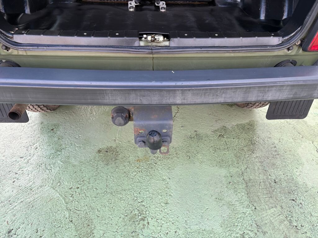 Lada Niva SUV / Terénní 1,7 l 60 kw