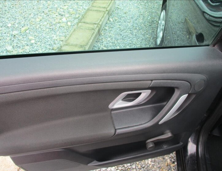 Škoda Roomster Kombi 1,2 l 51 kw