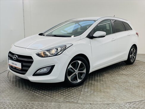 Hyundai i30 Kombi 1,6 l 99 kw