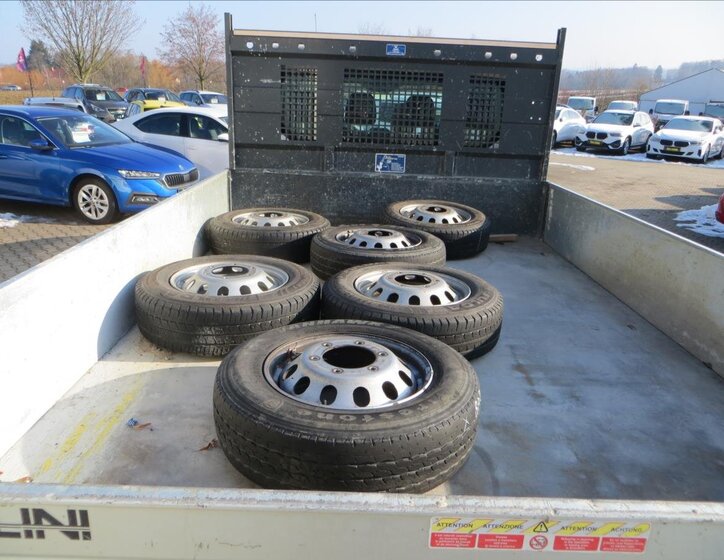 Ford Transit Sklápěč 2,0 l 125 kw