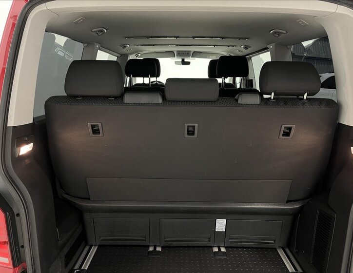 Volkswagen Multivan MPV 2,0 l 110 kw