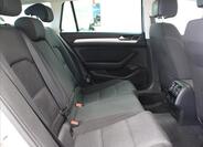 Volkswagen Passat 13