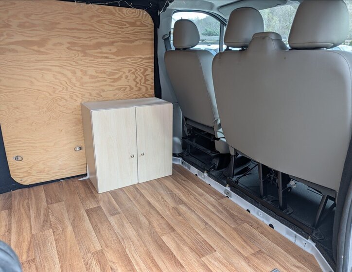 Opel Vivaro Skříň 2,0 l 84 kw