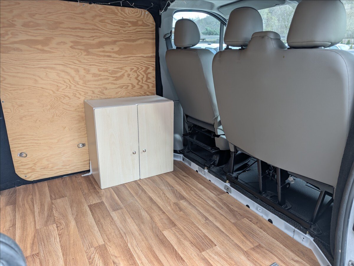 Opel Vivaro Skříň 2,0 l 84 kw