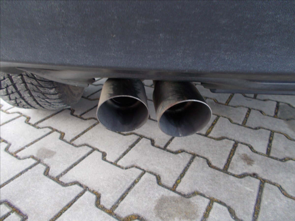 Volkswagen Tiguan SUV 2,0 l 103 kw